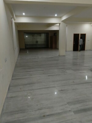 Floor Plan in  Showroom at Gomti Nagar – for Rent