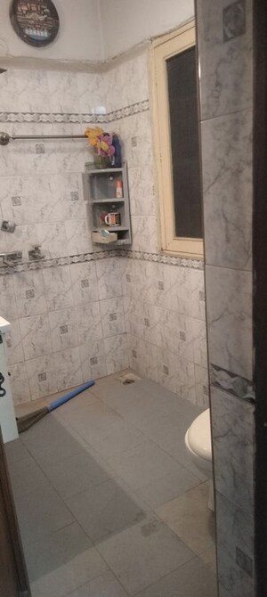 Bathroom in 2.5 BHK Builder Floor at Janakpuri – for Rent