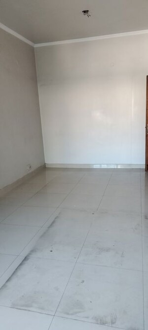 Room in 2.5 BHK Builder Floor at Janakpuri – for Rent