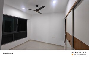 Furnished Amenities in 2 BHK Apartment at Kalpataru Immensa, Kolshet Road – for Rent