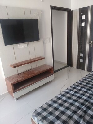 Furnished Amenities in 1 BHK Independent House at Sector 5 – for Rent