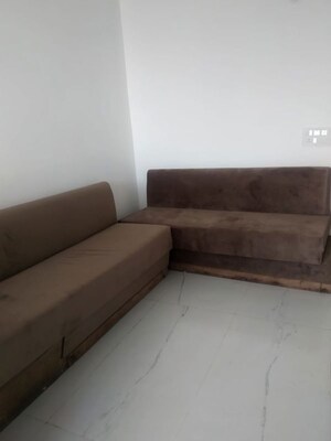 Furnished Amenities in 1 BHK Independent House at Sector 5 – for Rent