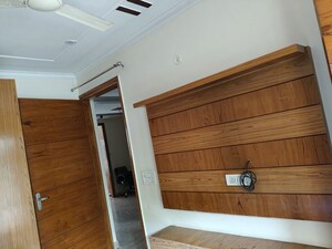Furnished Amenities in 3 BHK Builder Floor at Sector 38 – for Rent