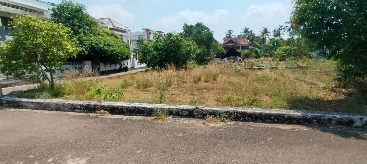 Plot For Sale in Thalore