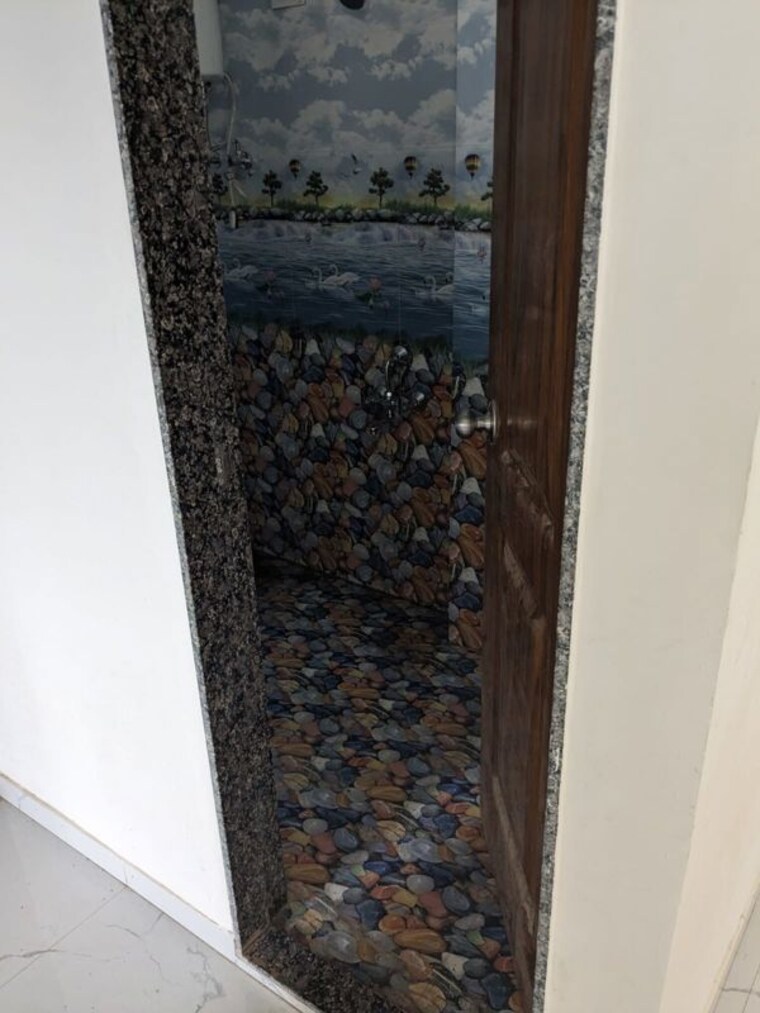 Bathroom, lalbaug 1 Bedroom 450 Sq.Ft. Apartment In Lalbaug Mumbai 10178889