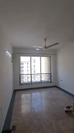 2 BHK Apartment For Sale in Hiranandani Estate