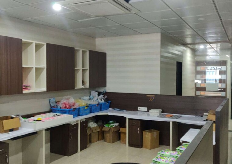 Team Area, lodha-supremus-2 Commercial Office Space 1831 Sq.Ft. In Wagle Industrial Estate Thane 10178585