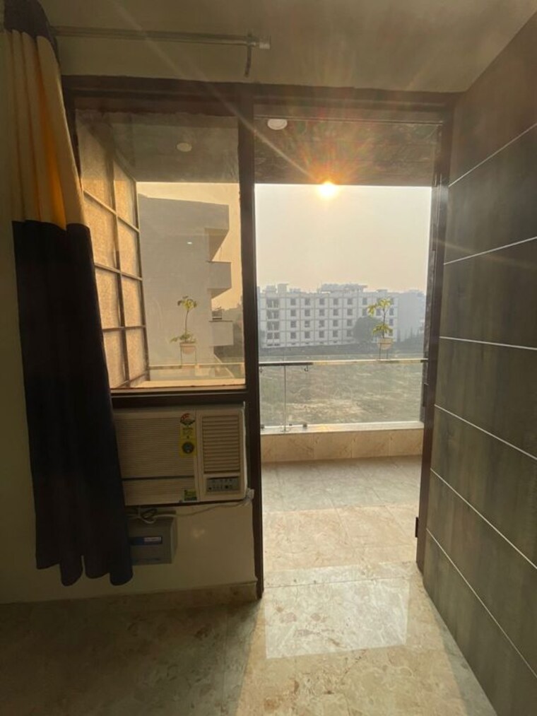Bathroom, sector 5 1 Bedroom 712 Sq.Ft. Independent House In Sector 5 Gurgaon 10179095