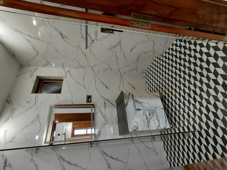 Bathroom, bptp-district-3 3 Bedroom 153 Sq.Yd. Builder Floor In Sector 85 Faridabad 10179234