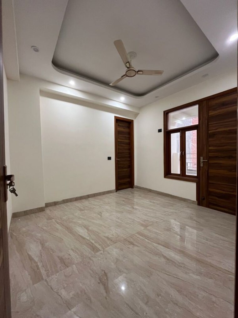 Room, rajpur 2 Bedroom 86 Sq.Yd. Builder Floor In Rajpur Delhi 10179245