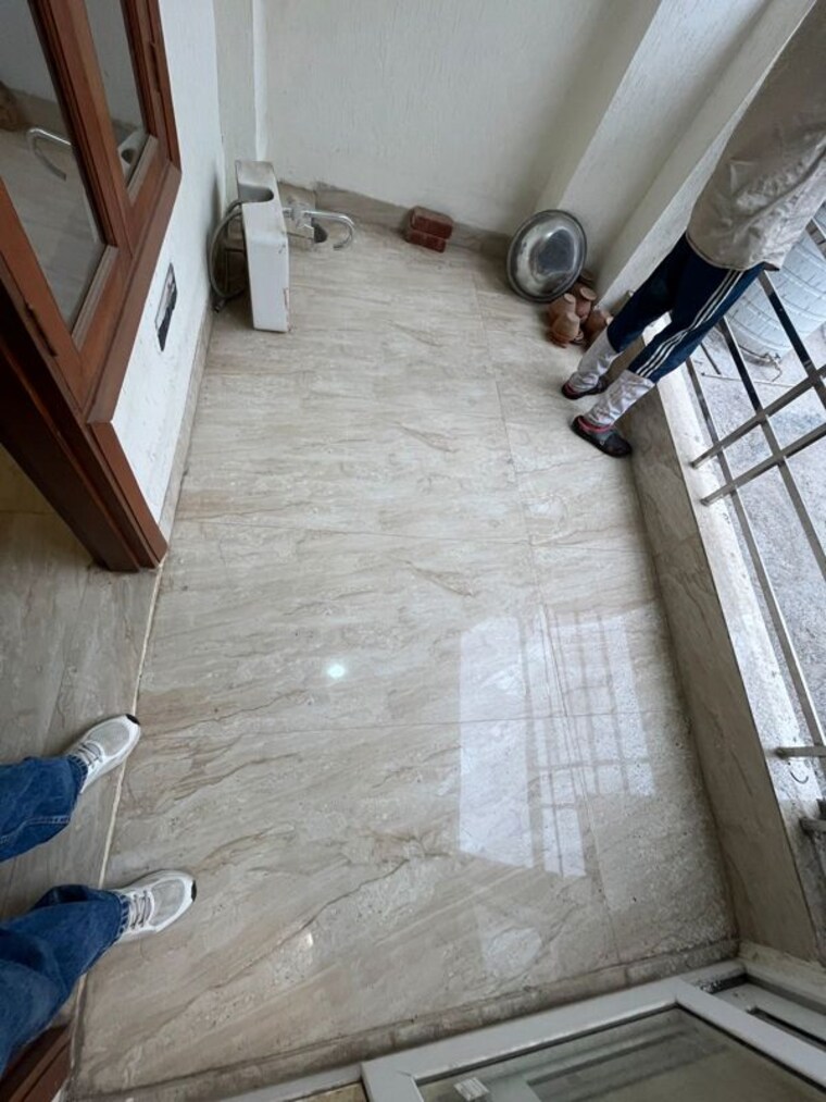 Balcony, rajpur 2 Bedroom 86 Sq.Yd. Builder Floor In Rajpur Delhi 10179245