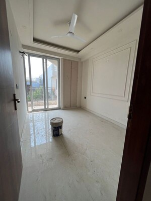 Room in 3 BHK Builder Floor at Chattarpur – for Sale