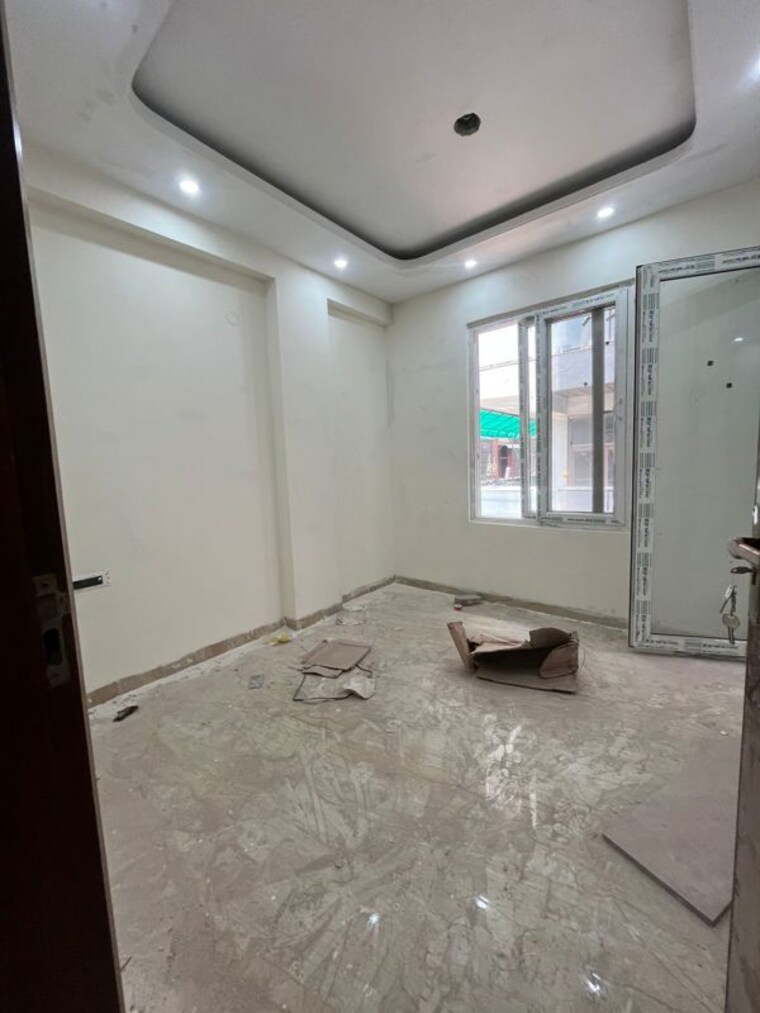 Room, chattarpur 3 Bedroom 120 Sq.Yd. Builder Floor In Chattarpur Delhi 10179591