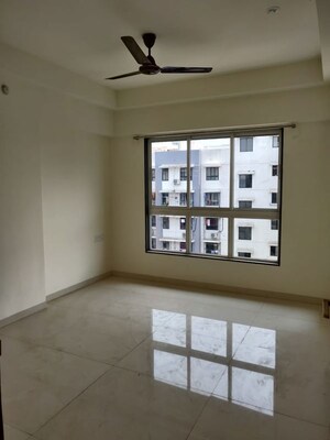 Room in 3 BHK Apartment at Godrej Prime, Chembur – for Rent