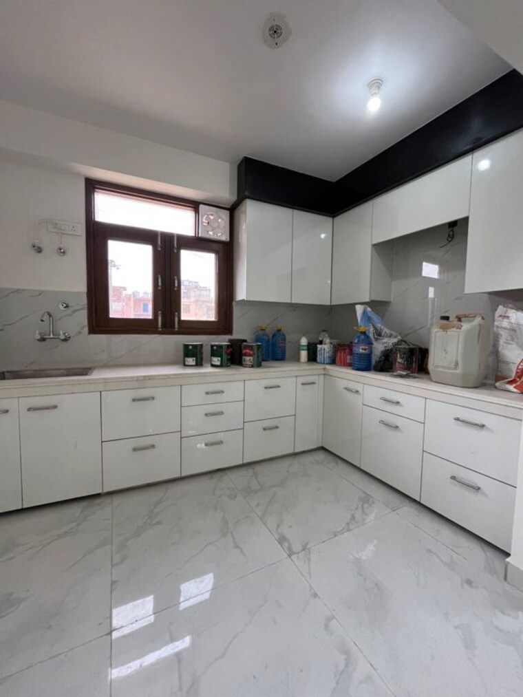 Kitchen, chattarpur 3 Bedroom 140 Sq.Yd. Builder Floor In Chattarpur Delhi 10179649