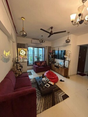 2 BHK Apartment For Rent in Versova