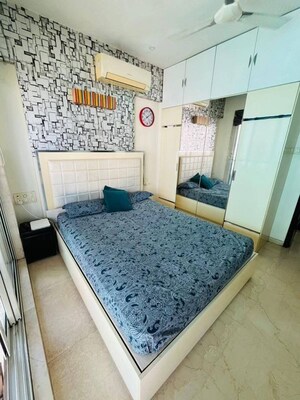 Bedroom in 2 BHK Apartment at Versova – for Rent