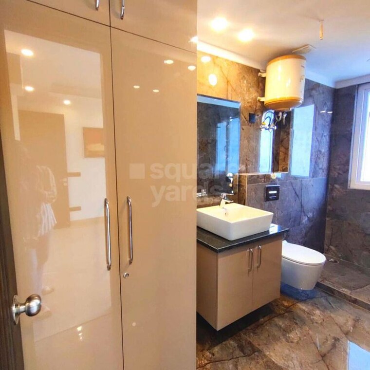 Bathroom, emaar-mgf-emerald-hills 3 Bedroom 173 Sq.Yd. Builder Floor In Sector 65 Gurgaon 10179408