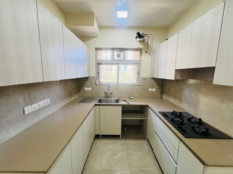 Kitchen, hiranandani-cardinal 2.5 Bedroom 902 Sq.Ft. Apartment In Ghodbunder Road Thane 10169680