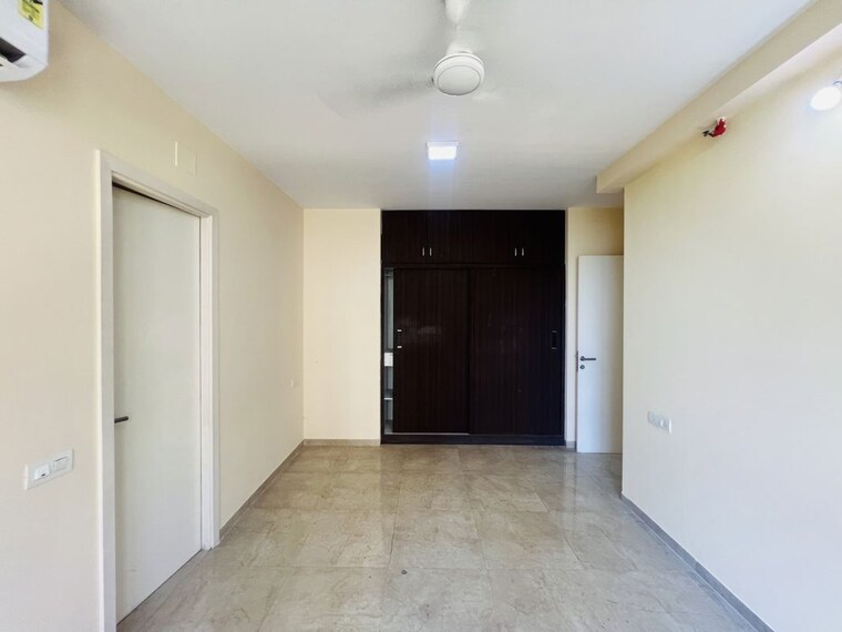 Room, hiranandani-cardinal 2.5 Bedroom 902 Sq.Ft. Apartment In Ghodbunder Road Thane 10169680