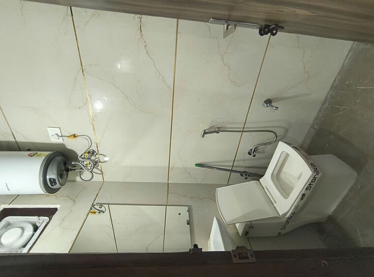 Bathroom, govindpuri 2 Bedroom 800 Sq.Ft. Builder Floor In Govindpuri Delhi 10180083