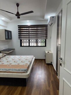 2 BHK Apartment For Rent in Hiranandani Estate Queens