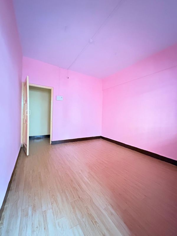 1 BHK + Pooja Room Apartment For Rent in Sujata Palace