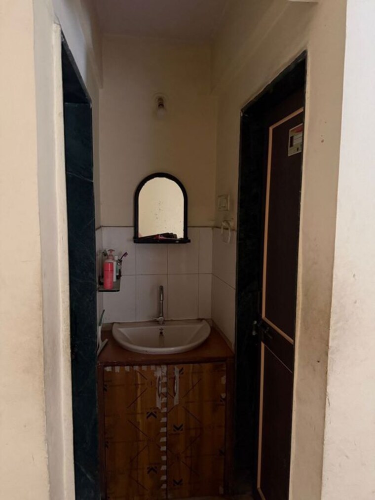 Bathroom, wadgaon sheri 2 Bedroom 1000 Sq.Ft. Apartment In Wadgaon Sheri Pune 10180257