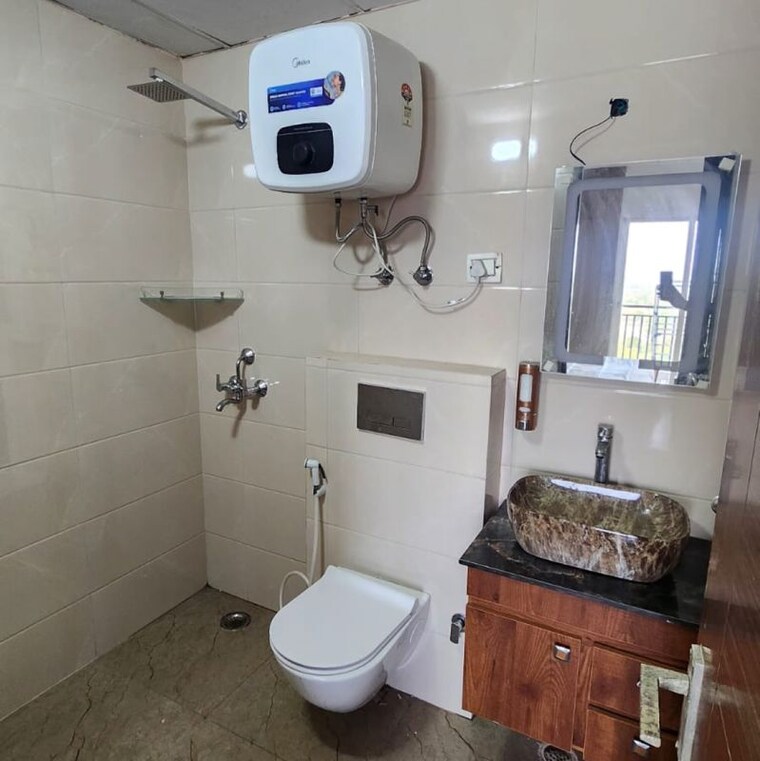 Bathroom, wave-city 2 Bedroom 977 Sq.Ft. Apartment In Wave City Ghaziabad 10180275