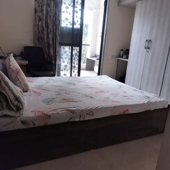 2 BHK Apartment For Sale in Azad Nagar
