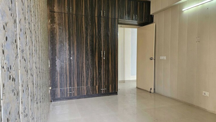 Room, puri-pratham 2 Bedroom 1100 Sq.Ft. Apartment In Sector 84 Faridabad 10180268