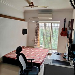 2 BHK + Extra Room Apartment For Sale in Shree Complex Borivali