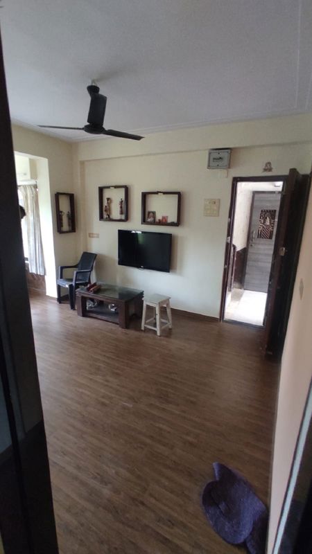 2 BHK + Pooja Room Apartment For Rent in Santacruz West