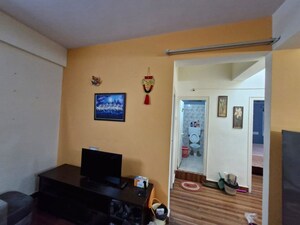 Room in 2 BHK Apartment at Bhanu Paradise, Kalyan Nagar – for Rent