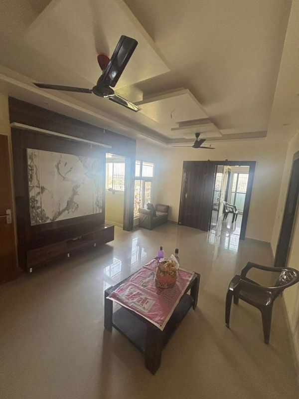 2 BHK + Extra Room Apartment For Sale in Siddharth Vihar