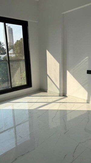 Room in 2 BHK Apartment at H Rishabraj Serenity Decks, Goregaon East – for Rent