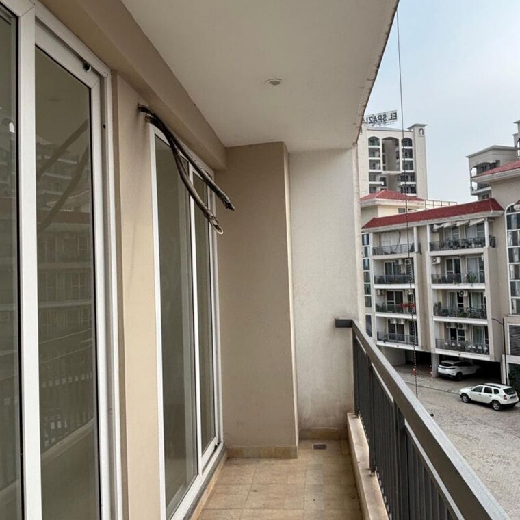 Balcony, maxxus-elanza 3 Bedroom 1100 Sq.Ft. Apartment In Nagla Road Zirakpur 10180569