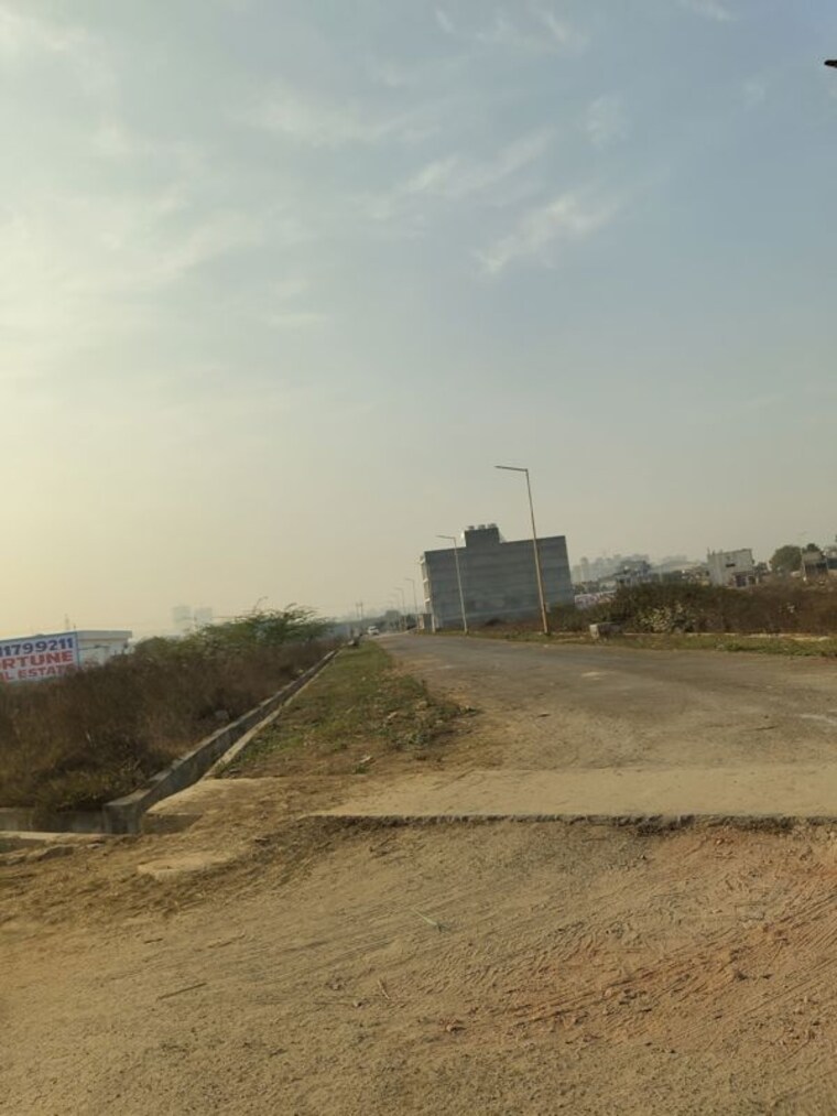 undefined, milak lachchhi  95 Sq.Mt. Plot In Milak Lachchhi Greater Noida 10180556