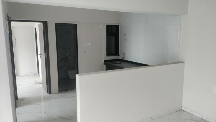 Room, dadar west 1.5 Bedroom 530 Sq.Ft. Apartment In Dadar West Mumbai 10180583