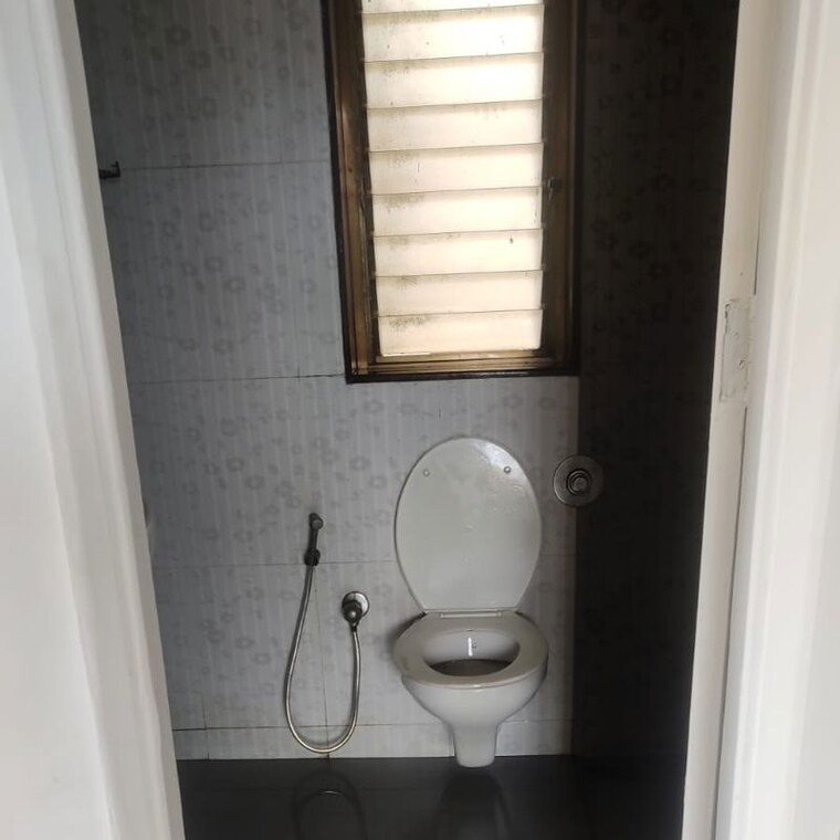 Bathroom, kalpataru-srishti-337-chs-ltd 2.5 Bedroom 1235 Sq.Ft. Apartment In Mira Road Thane 10180572