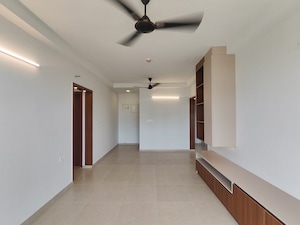 Room in 2 BHK Apartment at Bhartiya Nikoo Homes Phase 2, Thanisandra Main Road – for Rent