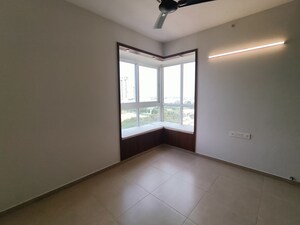 Room in 2 BHK Apartment at Bhartiya Nikoo Homes Phase 2, Thanisandra Main Road – for Rent