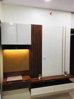 Room in 1.5 BHK Apartment at Dosti West County, Balkum Pada – for Rent