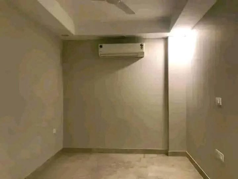 Room, shivalik colony 3 Bedroom 1500 Sq.Ft. Builder Floor In Shivalik Colony Delhi 10180726