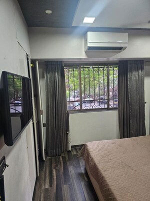 Bedroom in 2 BHK Apartment at Chembur – for Sale