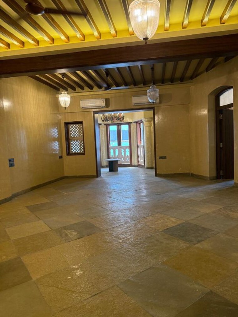 Room, connaught-mansion 3 Bedroom 2300 Sq.Ft. Apartment In Colaba Mumbai 10180844