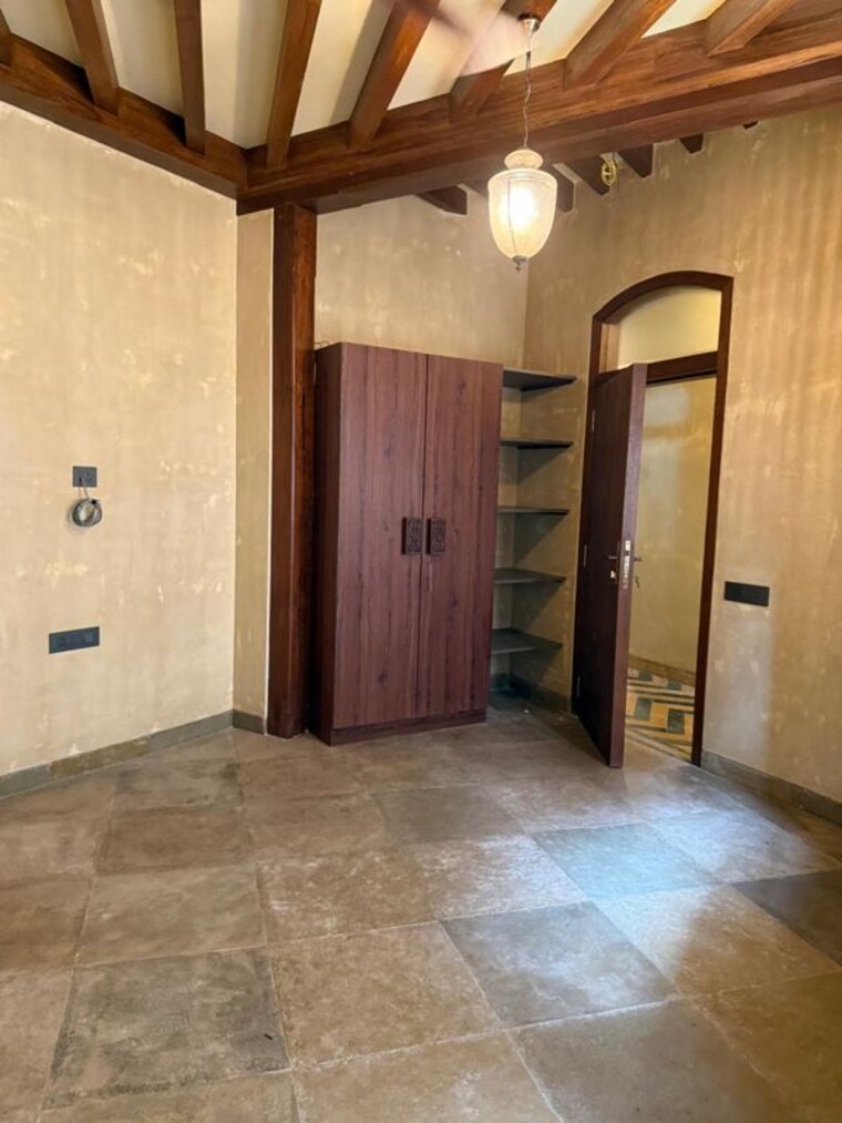 Room, connaught-mansion 3 Bedroom 2300 Sq.Ft. Apartment In Colaba Mumbai 10180844