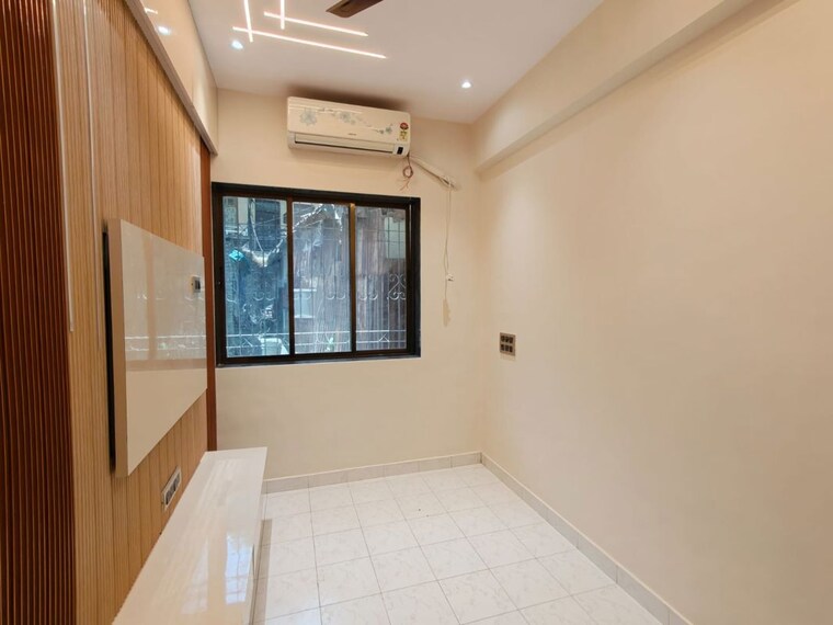 Room, mutual-chs 1 Bedroom 420 Sq.Ft. Apartment In Mahim Mumbai 10180907