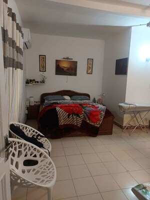 1 BHK Builder Floor For Rent in Safdarjung Development Area