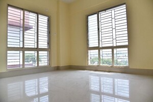 Room in 3 BHK Apartment at Rajwada Springfield, Narendrapur – for Sale
